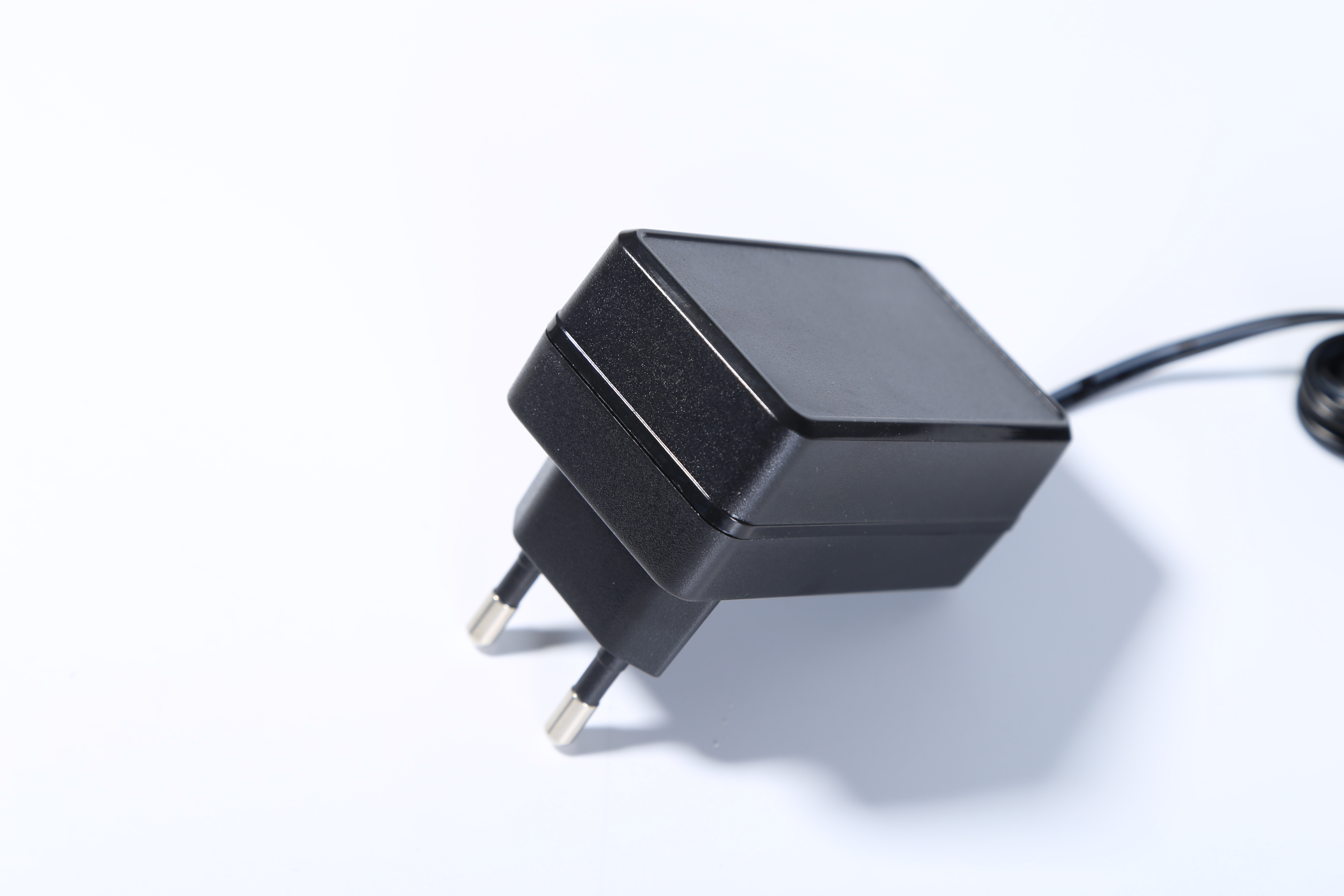 MX24W系列26v1a歐規(guī)電源適配器 ce認(rèn)證